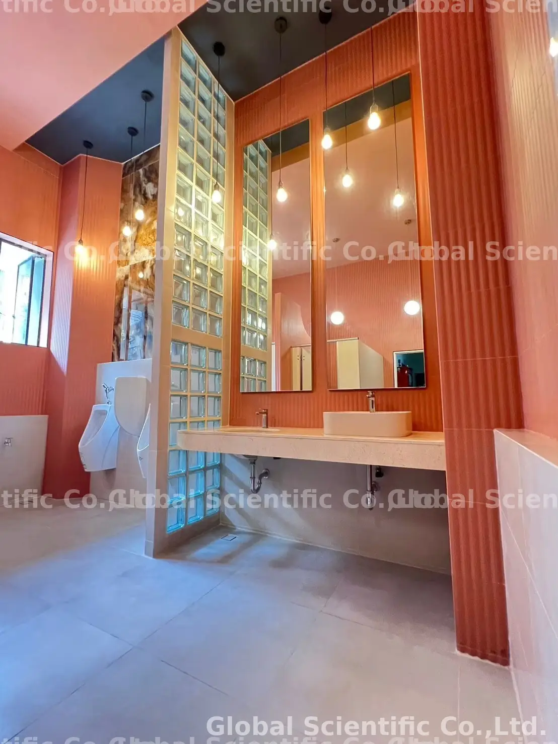 Toilet 2